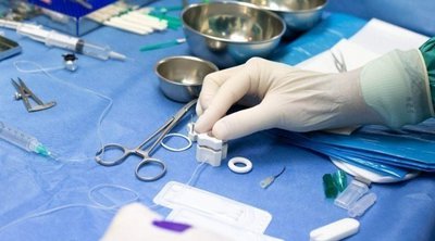 ΗΠΑ: Μεταμοσχεύθηκε για δεύτερη φορά νεφρό γενετικά τροποποιημένου χοίρου σε ασθενή
