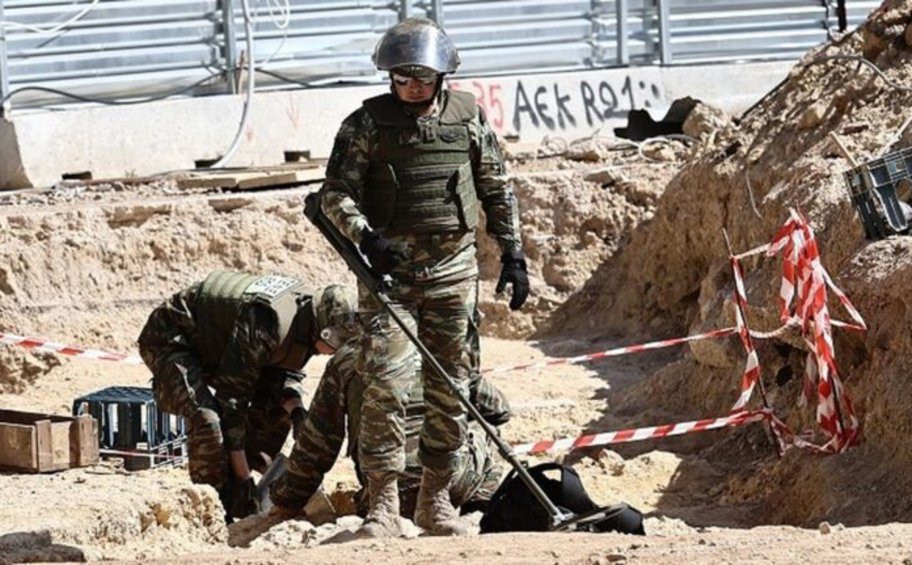 Ελληνικό: Βρέθηκαν εκατοντάδες βόμβες του Β’ Παγκόσμιου θαμμένες στο πρώην αεροδρόμιο