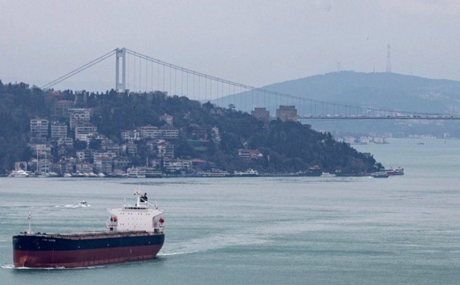 Τουρκία: Ξαναρχίζει η θαλάσσια κυκλοφορία στα Στενά των Δαρδανελίων μετά τη σύντομη διακοπή της