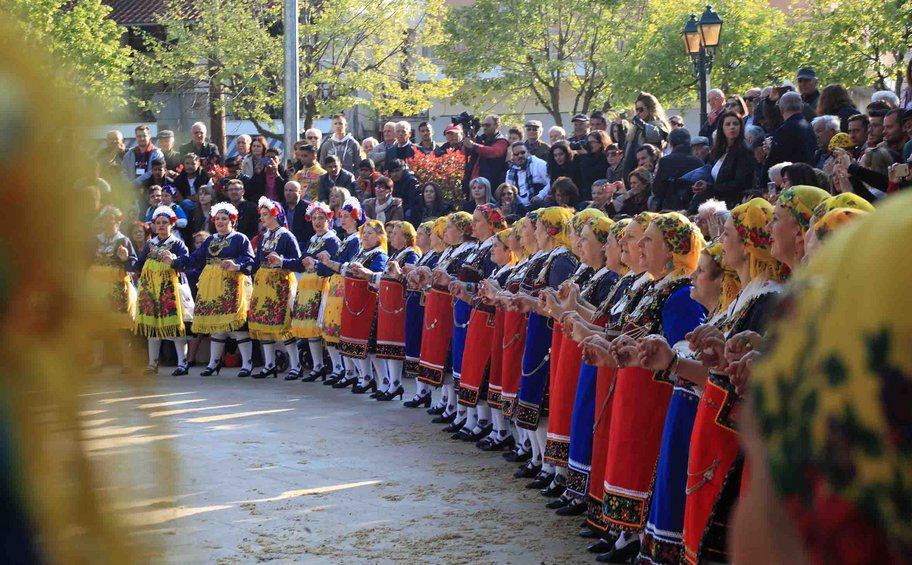 Οι Λαζαρίνες της Κοζάνης - To έθιμο το Σάββατο του Λαζάρου 