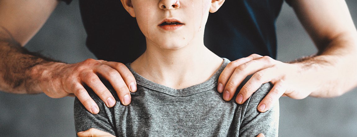 «Μου έδωσε ναρκωτικά και με κακοποίησε»