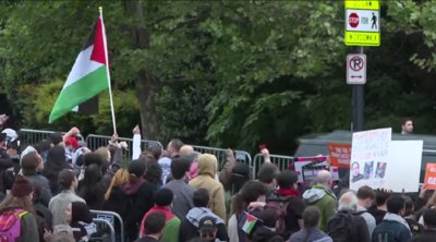 ΗΠΑ: Διαδηλωτές υπέρ της Παλαιστίνης υποδέχθηκαν με συνθήματα τον Μπάιντεν στο ετήσιο δείπνο της Ένωσης Ανταποκριτών του Λευκού Οίκου - ΒΙΝΤΕΟ