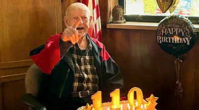 Συμβουλές μακροζωίας από έναν 110χρονο: Ζει μόνος του και οδηγεί καθημερινά