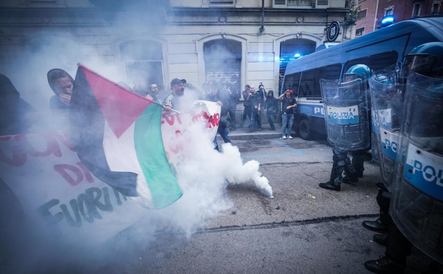 Ιταλία: Συγκρούσεις αστυνομίας και διαδηλωτών στο Τορίνο, όπου συνεδριάζουν οι υπουργοί Περιβάλλοντος της G7