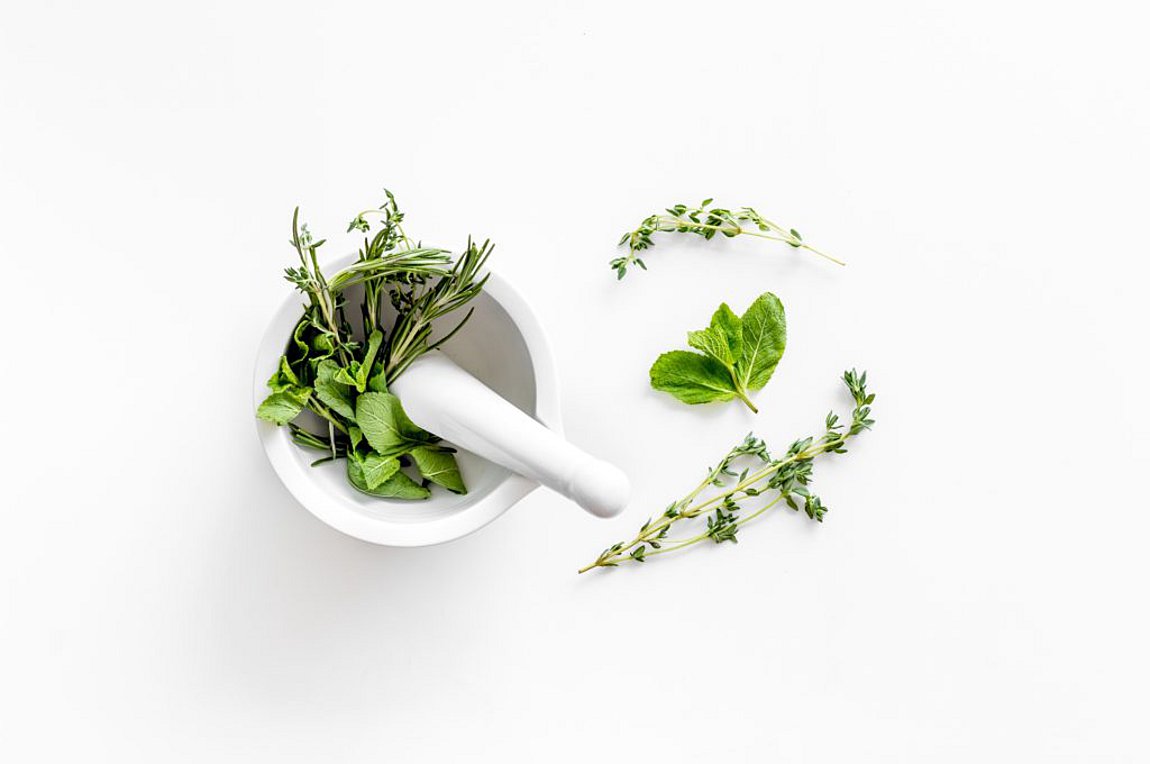 Το αρχαίο βότανο που προστατεύει από εγκεφαλικό και κάνει καλό στη μνήμη