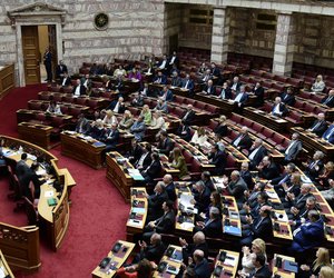 Βουλή: Ψηφίστηκε ο νέος δικαστικός χάρτης της χώρας