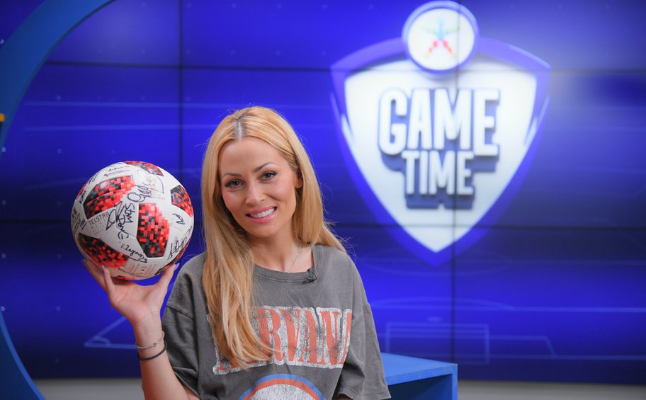 Η Ελένη Βουλγαράκη αποκαλύπτει το Celebrity Crush της στο ΟΠΑΠ Game Time