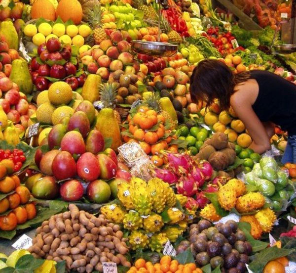 Αύξηση 50% στις εισαγωγές φρούτων και λαχανικών τον Απρίλιο