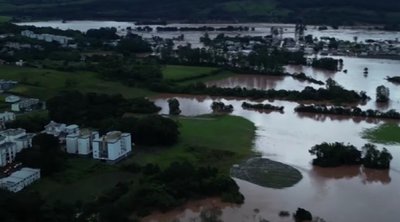 Βραζιλία: Σχεδόν 70.000 άνθρωποι αναγκάστηκαν να φύγουν από τα σπίτια τους λόγω των πλημμυρών