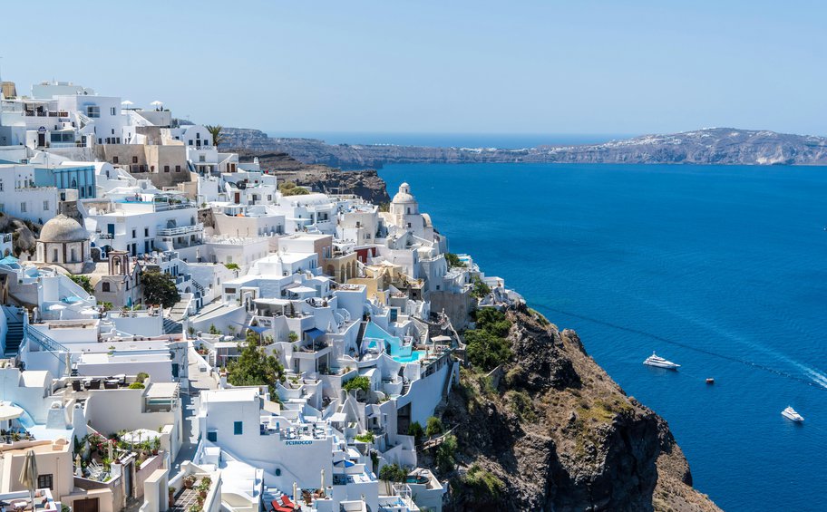 Τουρισμός: Η Ελλάδα μπορεί να αποκτήσει μία σταθερή βάση στα επίπεδα των 30 εκατ. αφίξεων - Οι εκτιμήσεις των ειδικών 