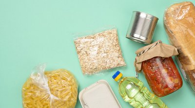 Σε ποια κοινά τρόφιμα έχουν εντοπιστεί πλαστικά – Από τι κινδυνεύετε
