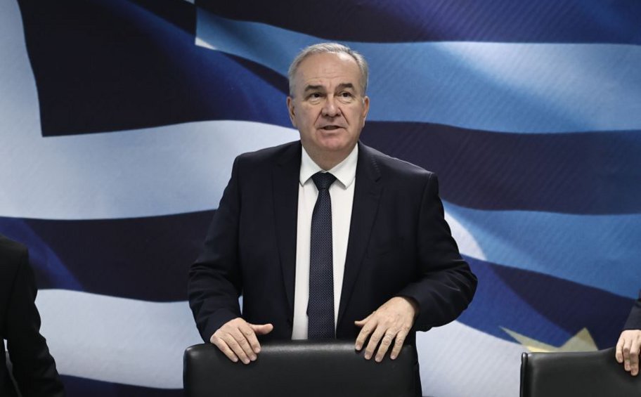 Παπαθανάσης στον realfm: Η ανάπτυξη στην Ελλάδα το 2025 αναμένεται να φτάσει στο 2,5%