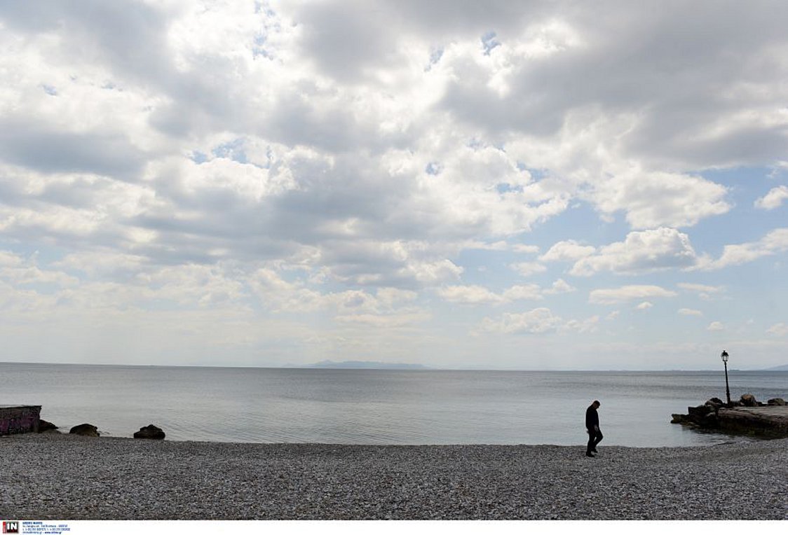 Kαιρός: Μέχρι τους 26 βαθμούς η θερμοκρασία – Πού θα βρέξει