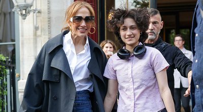 Jennifer Lopez: Στο Παρίσι με το 16χρονο παιδί της Emme