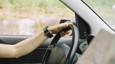 Πρόστιμο για οδηγό που πραγματοποιεί στροφή επιτόπου σε αυτοκινητόδρομο ή οδό ταχείας κυκλοφορίας

