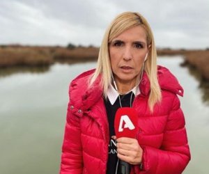 Επίθεση δέχθηκε η δημοσιογράφος Ρένα Κουβελιώτη κατά τη διάρκεια ρεπορτάζ - Τα πρώτα της λόγια 