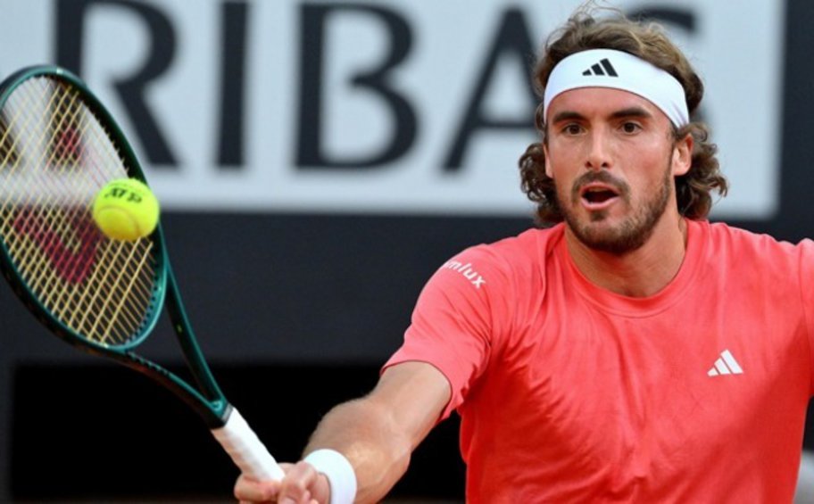 Τένις-Rome Masters: Με άνεση στην οκτάδα ο Τσιτσιπάς
