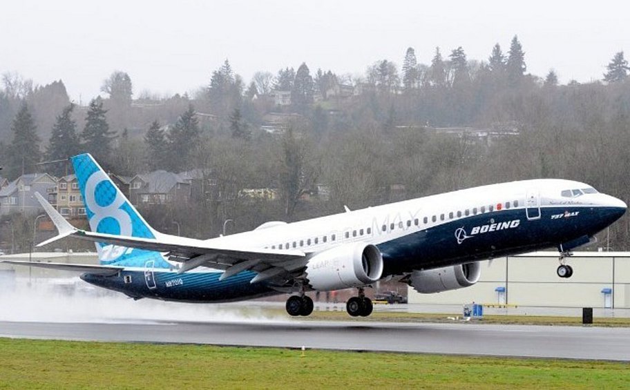 Νέο περιστατικό με Boeing: Αεροσκάφος προσγειώθηκε εκτάκτως στην Ινδονησία