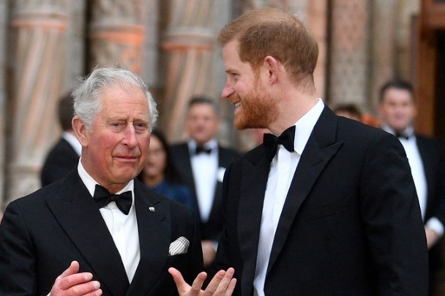 Βασιλιάς Κάρολος-Πρίγκιπας Harry: Από το κακό στο χειρότερο η σχέση τους – Τι λέει πρώην μπάτλερ των Ανακτόρων