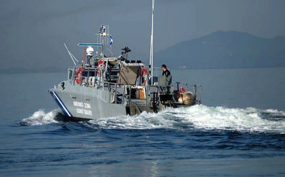 Επιχείρηση διάσωσης μεταναστών νοτιοδυτικά της Κρήτης - Περισυνελέγησαν 42 άνθρωποι, τρεις αγνοούνται