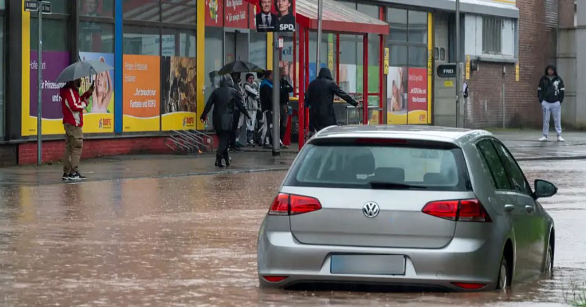 Γερμανία: Εκατοντάδες άνθρωποι απομακρύνθηκαν από τα σπίτια τους λόγω πλημμυρών