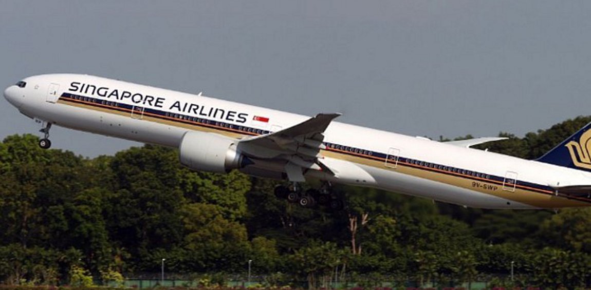 Τραγωδία σε πτήση από Λονδίνο προς Σιγκαπούρη: Βίντεο ντοκουμέντο από τις φονικές αναταράξεις