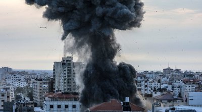 Σκληρές μάχες στη Λωρίδα της Γάζας - Το Ισραήλ και η Χαμάς καταγγέλλουν τα εντάλματα σύλληψης που ζήτησε το ΔΠΔ