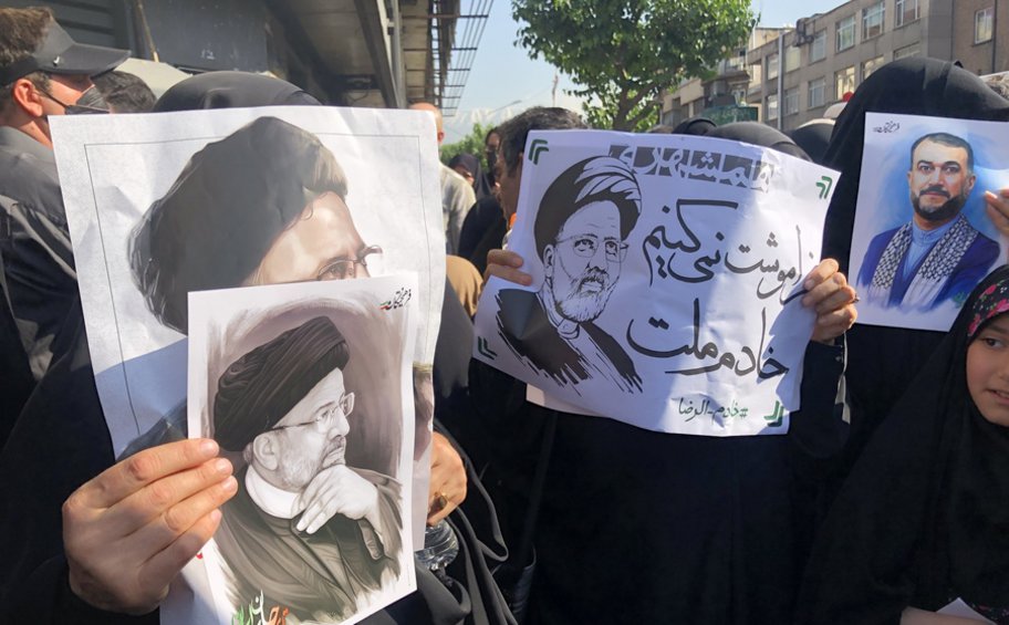 Ιράν: Χιλιάδες πολίτες στην Τεχεράνη για να αποτίσουν φόρο τιμής στον εκλιπόντα πρόεδρο Ραϊσί 