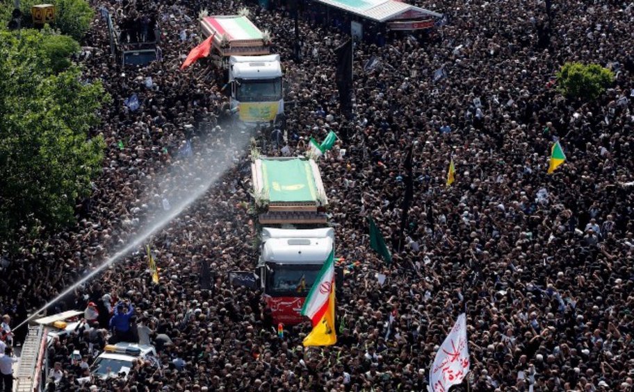 Ιράν: Ο πρόεδρος Ραϊσί θα ταφεί στη Μασχάντ - Συνεδρίαση του αντιισραηλινού «άξονα της αντίστασης» στο περιθώριο της κηδείας