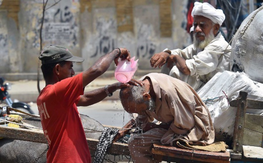 Πακιστάν: Έως τους 50 βαθμούς Κελσίου αναμένεται να φτάσει η θερμοκρασία - Από καύσωνα πλήττεται και μέρος της Ινδίας