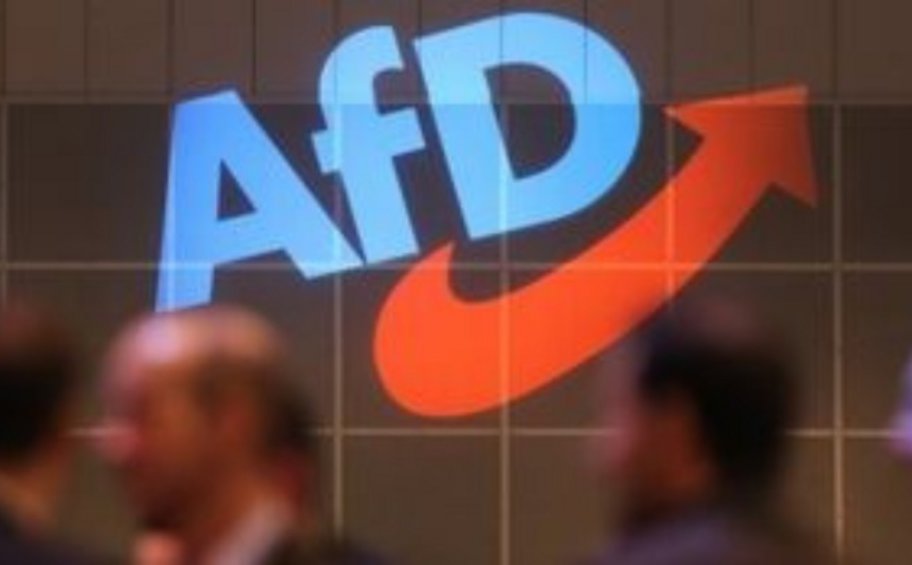 Γερμανία: Το ακροδεξιό AfD διατηρεί την δεύτερη θέση στην πρόθεση ψήφου ενόψει των ευρωεκλογών 