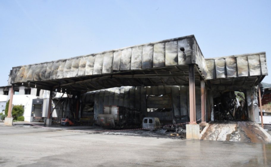 Φωτιά σε εργοστάσιο στη Λαμία: Εμπρησμό από πρόθεση «δείχνει» το πόρισμα της Πυροσβεστικής