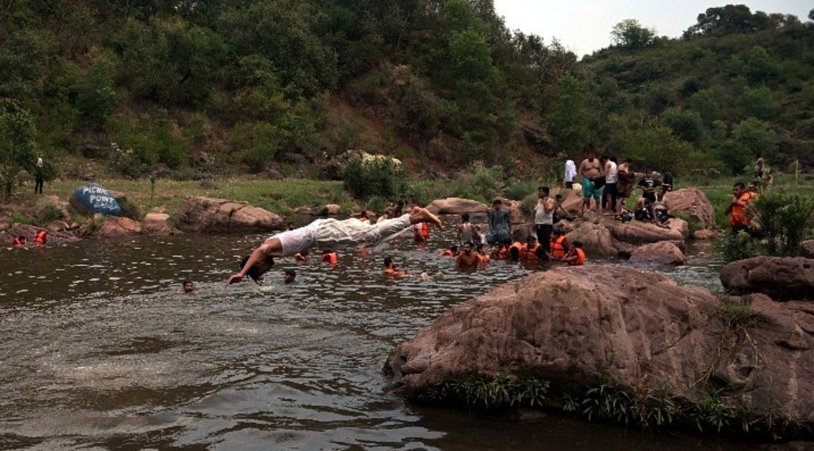 Καύσωνας πλήττει το Πακιστάν – Ο υδράργυρος ξεπέρασε τους 52 βαθμούς Κελσίου