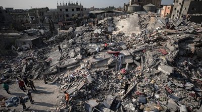 «Σφαγή» εκτοπισμένων στη Ράφα καταγγέλλουν οι Παλαιστίνιοι - Ισραήλ: Έγινε πλήγμα σε συγκρότημα όπου δρούσαν «σημαντικοί τρομοκράτες»