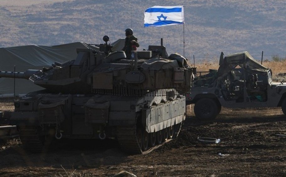 Ο ισραηλινός στρατός διαψεύδει ότι έπληξε καταυλισμό εκτοπισμένων στο Αλ Μαουάσι