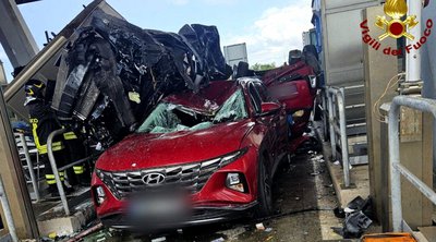 Ιταλία: Δυστύχημα με τρεις νεκρούς σε διόδια αυτοκινητόδρομου - ΒΙΝΤΕΟ