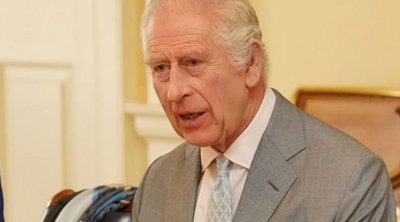 Bασιλιάς Κάρολος: «Aπειλεί να διακόψει όλους τους δεσμούς με τον πρίγκιπα Andrew»
