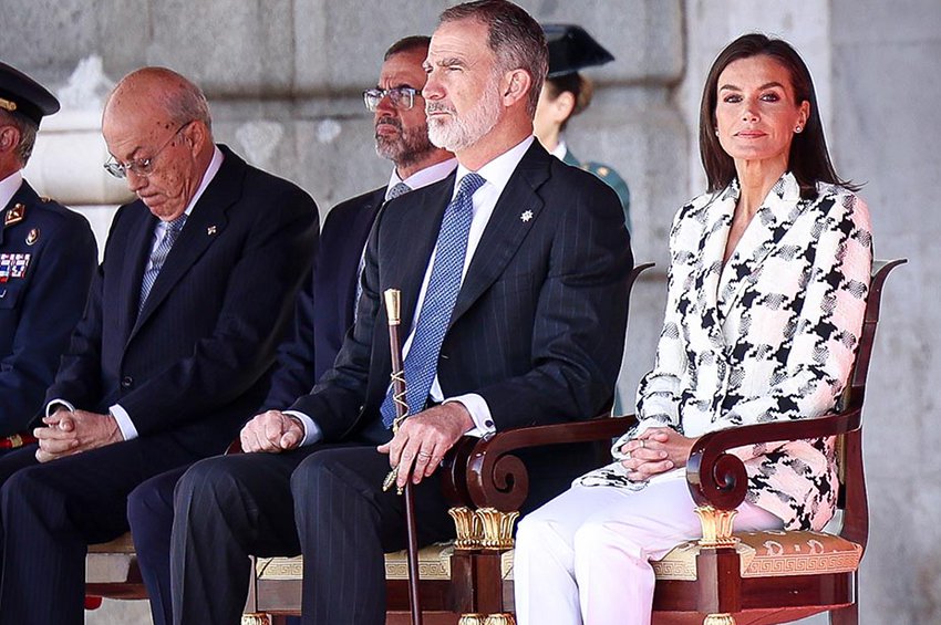 Βασιλιάς Felipe της Ισπανίας: Συντετριμμένος από την απιστία της Letizia – Νέες επιθέσεις από εκρηκτικό βιβλίο