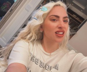 Lady Gaga: Απαντά στις φήμες για εγκυμοσύνη με βίντεο στο TikTok