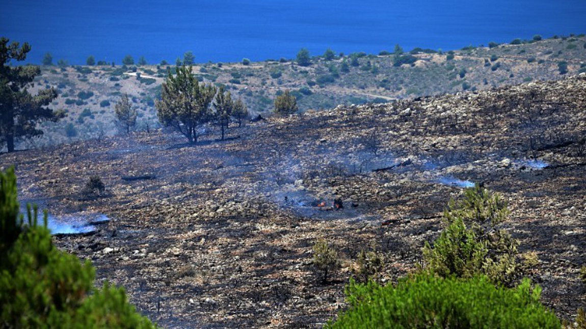 Χίος: Χωρίς ενεργό μέτωπο η πυρκαγιά