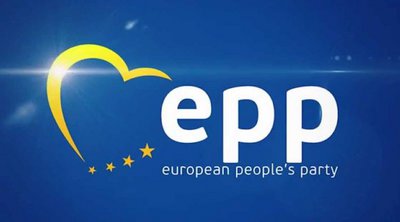 Ευρωεκλογές: Το ΕΛΚ παραμένει η μεγαλύτερη κοινοβουλευτική ομάδα του Ευρωπαϊκού Κοινοβουλίου