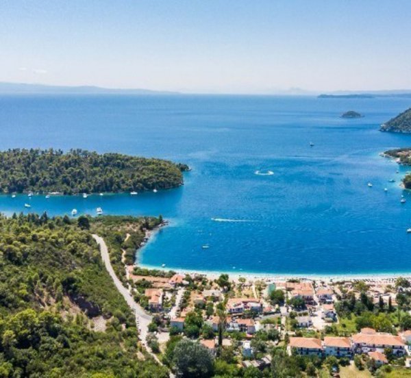 Aυτό είναι το ομορφότερo ελληνικό νησί για τους Γάλλους
