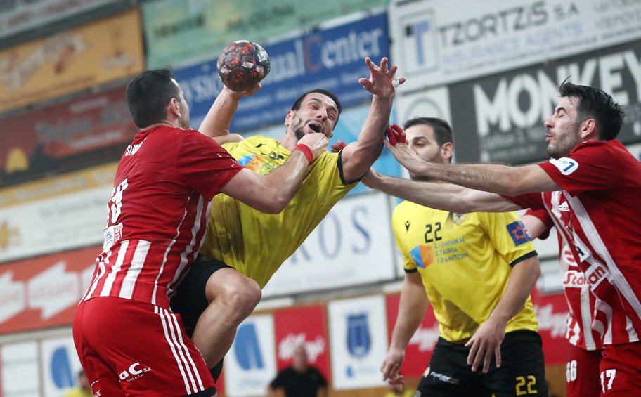 Χάντμπολ-Α1 ανδρών: Η ΑΕΚ έκανε το 2-2, την Κυριακή κρίνεται ο τίτλος στη Handball Premier