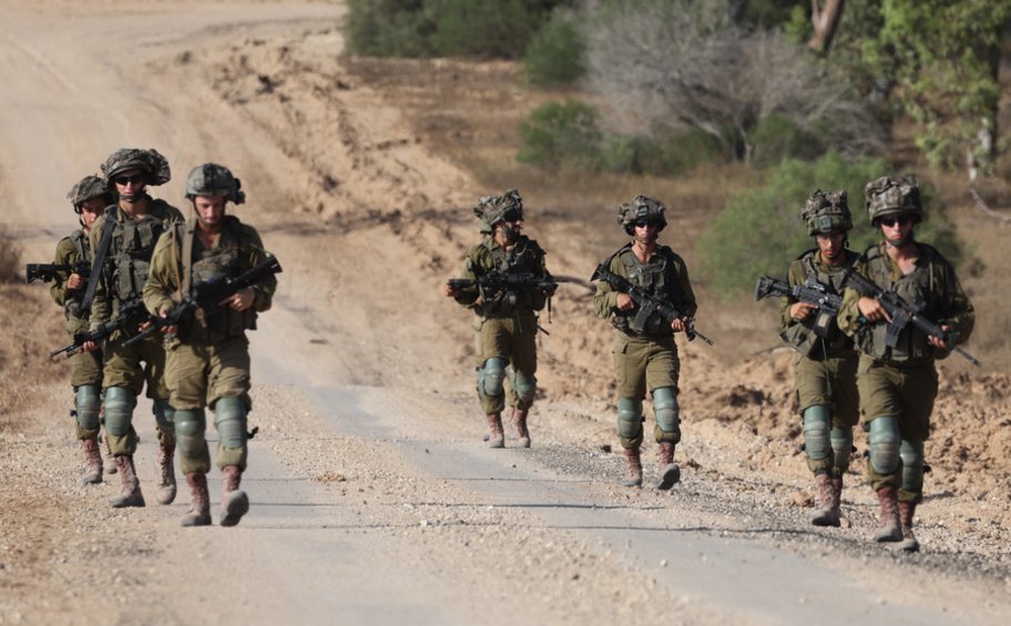 Γάζα: Οι ισραηλινές δυνάμεις εγκαταλείπουν την ανατολική Χαν Γιούνις