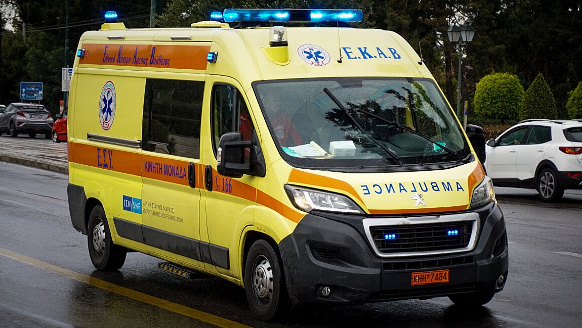 Τροχαίο ατύχημα με μοτοσυκλέτα στο Αιγάλεω