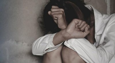 Σύλληψη ποινικολόγου: Η μήνυση για ενδοοικογενειακή βία το 2017 και ο καταλυτικός ρόλος του γιατρού