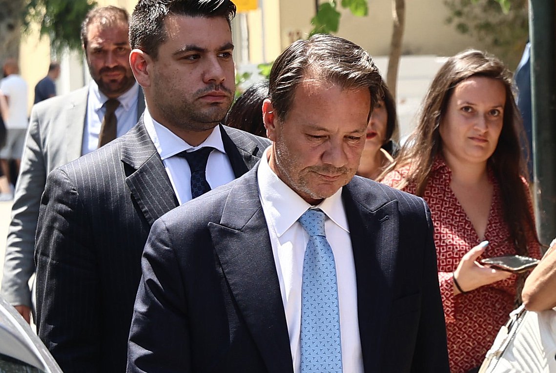 Παραδόθηκε στην Αστυνομία ο Απόστολος Λύτρας