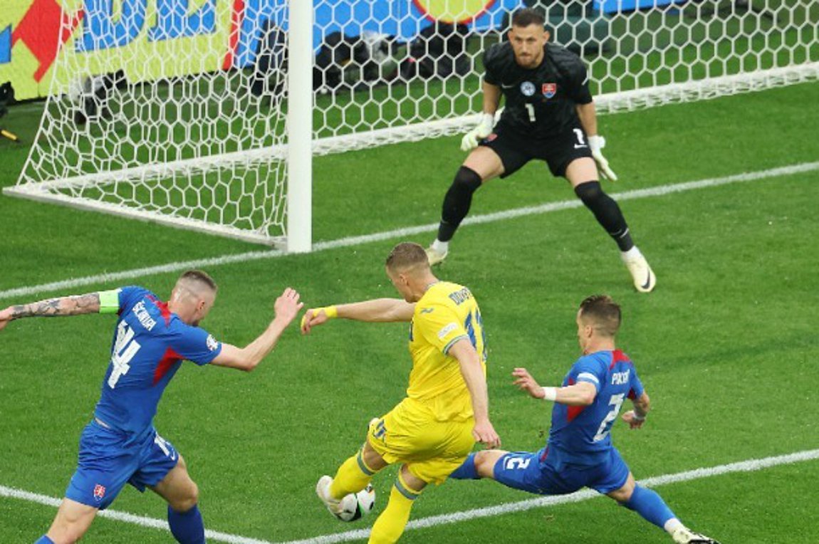 Νίκη με σούπερ ανατροπή η Ουκρανία: 2-1 τη Σλοβακία