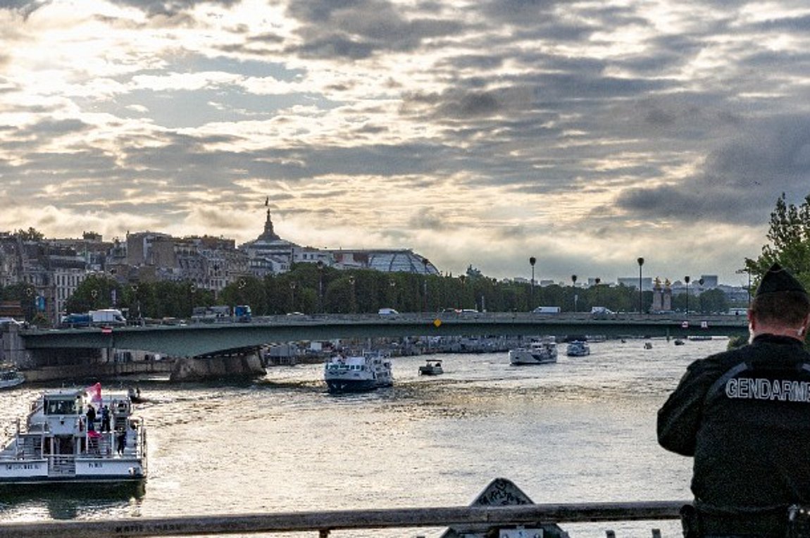 Παρίσι 2024: Παραμένει ακατάλληλο για κολύμβηση το νερό του Σηκουάνα