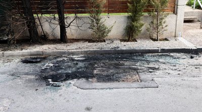 Επίθεση με μολότοφ έξω από το σπίτι της προέδρου του Αρείου Πάγου - Τα πρώτα λόγια του τραυματία αστυνομικού
